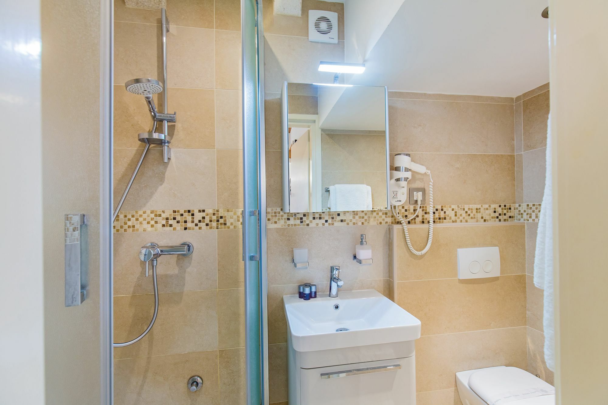 Apartments And Room Le Petit Nono 杜布罗夫尼克 外观 照片